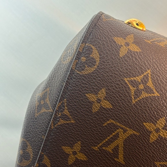 Louis Vuitton Monogram Cluny Bb Sold - Picture 12 of 16